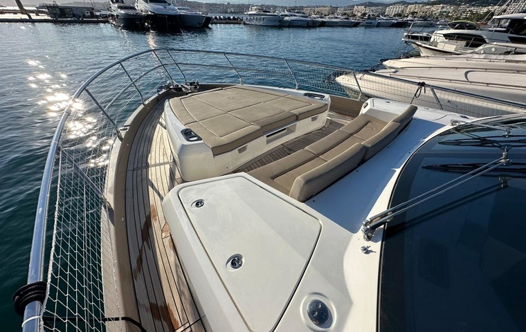 Absolute 62 Fly (2019)