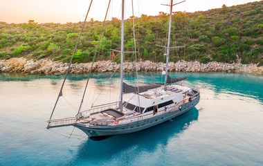 Custom Boats Virtuoso