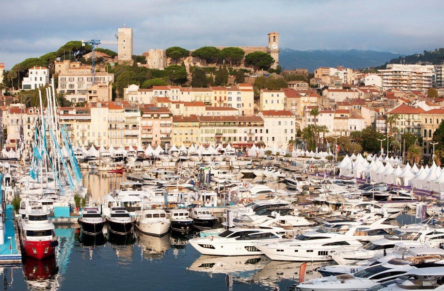 Cannes show: who, when and how much. Cannes Yachting Festival 2015 ...