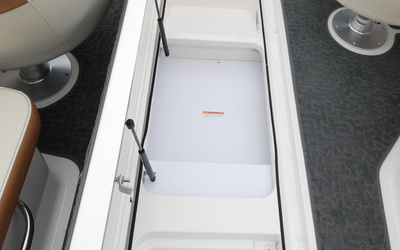 Sea Ray Sun Sport 230