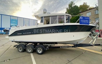 Parker 800 Pilothouse (2015)