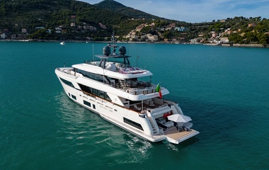 Custom Line Frangelo