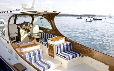 Hinckley Picnic Boat 37 S