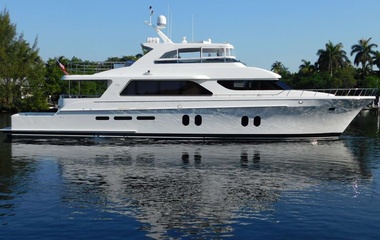 CL Yachts Jus Chill'N'