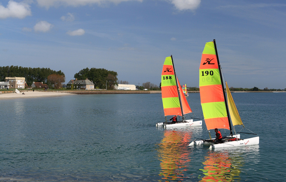 Катамараны Hobie Cat.
