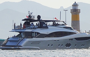 Monte Carlo Yachts Aqua