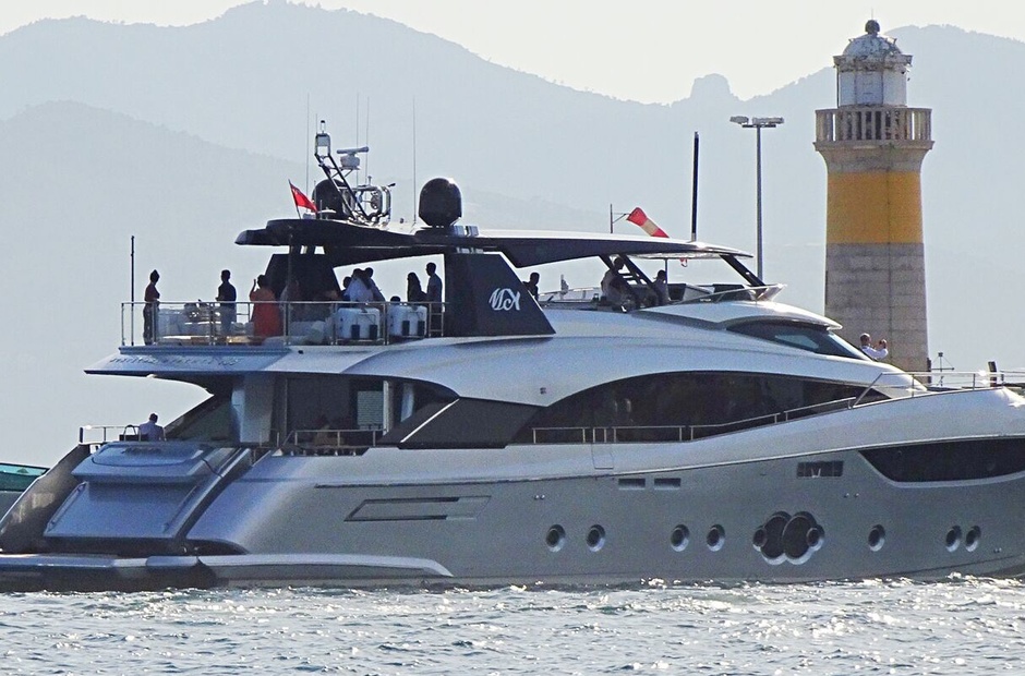Monte Carlo Yachts Aqua