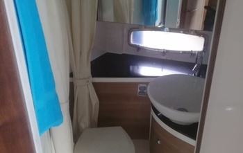 Sealine SC38