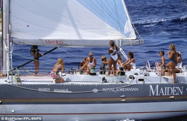 Экипаж под управлением Трейси Эдвардс, 1990 год
