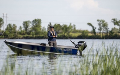 Crestliner 1469 Outreach