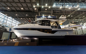 2018, Galeon 470 Skydeck