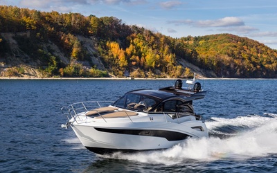 Galeon 425 HTS