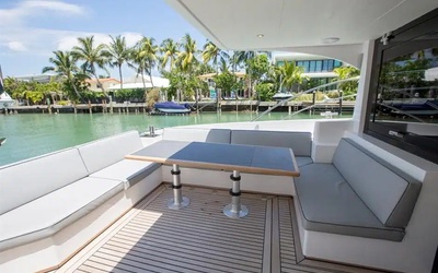 Van Der Heijden Hayden Sedan