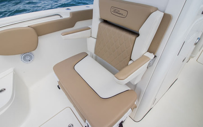 Pioneer Pelagic 270