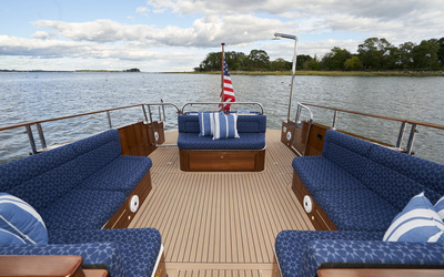 Boston BoatWorks Daychaser 48