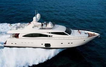 Ferretti 830