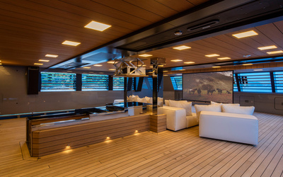 Mobile Group Буревестник Б-390