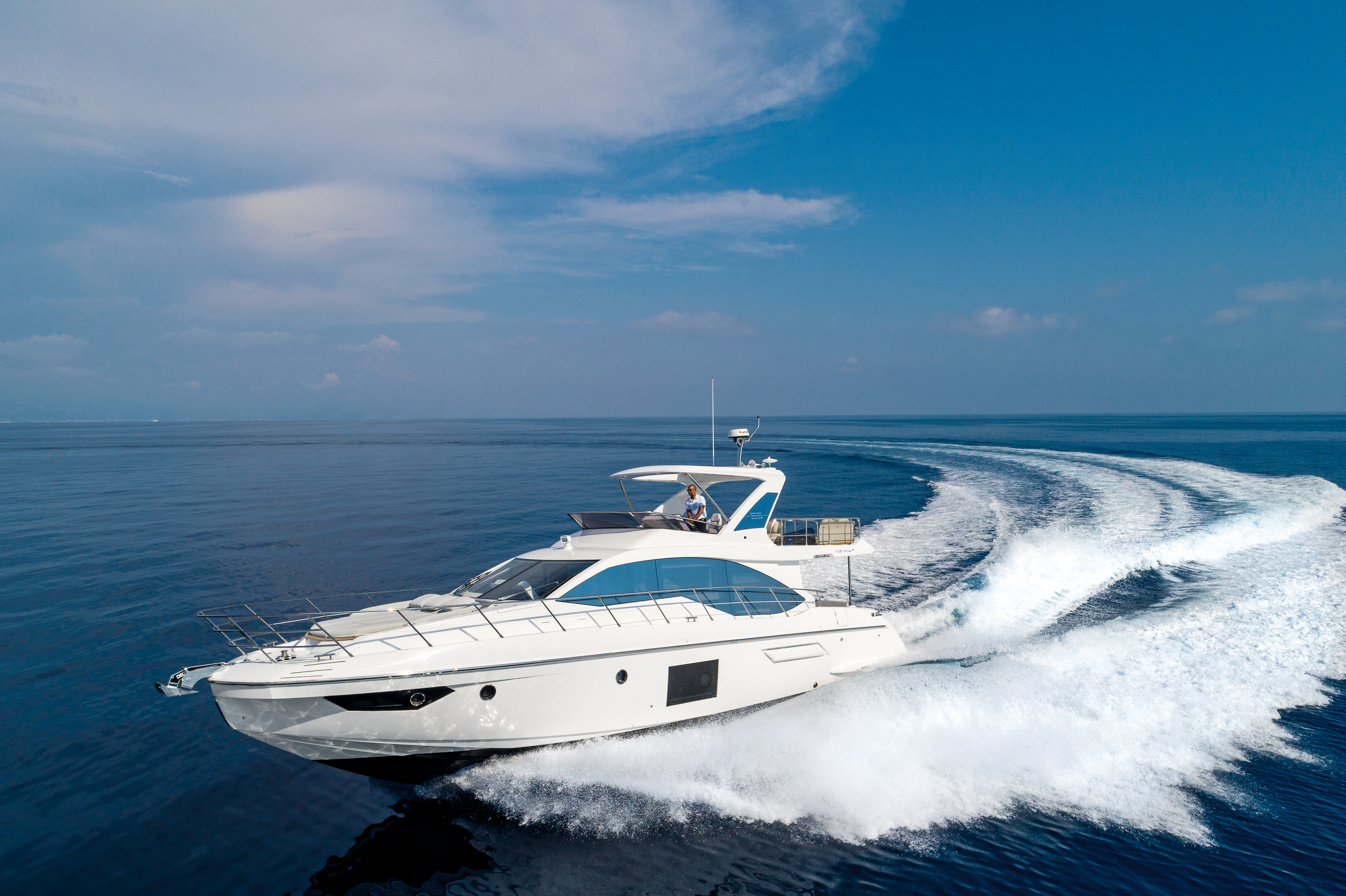 Azimut. Яхта Азимут 55. Моторные яхты Азимут. Azimut 55 Flybridge. Яхта Азимут 55 2018.