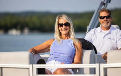 Avalon Venture Cruise Rear Bench 16