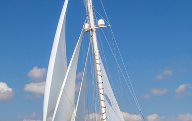 Gdansk & Jaroslaw Filipiak Alexa of London