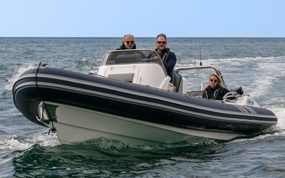 Cobra RIBs Nautique 8.2