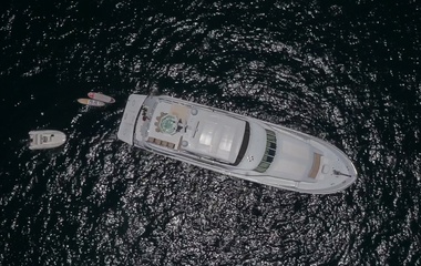 Hatteras Perfect Lady