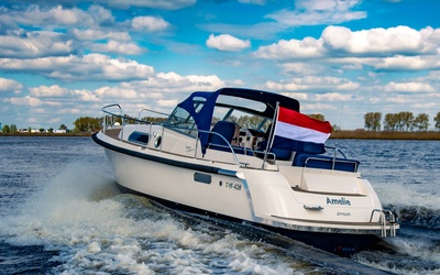 Interboat Intercruiser 32