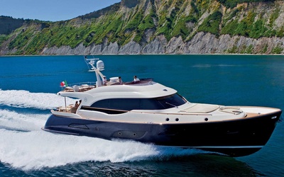 Mochi Craft Dolphin 74 Cruiser