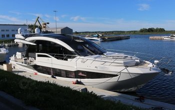 Galeon 650 Skydeck
