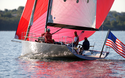 Maxi Dolphin MD33