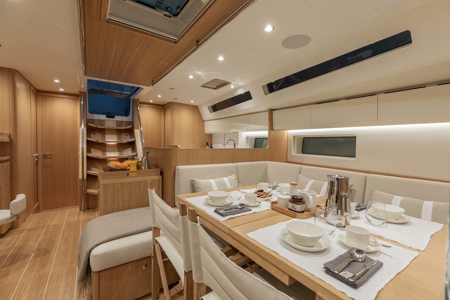 Swan 58