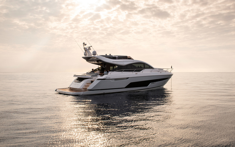 Fairline Phantom 65