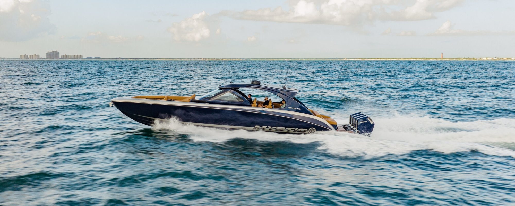 mystic powerboats m5200 price