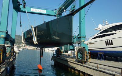 Maxi Dolphin Nacira 67