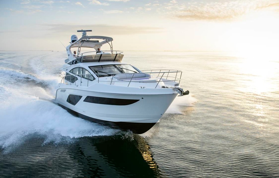 Яхты, которые больше не будет производить Sea Ray: L550 Fly