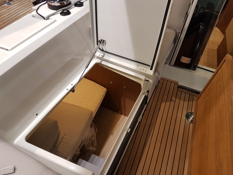 Beneteau Sense 57