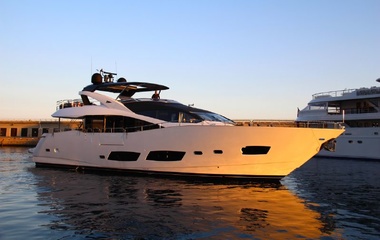 Sunseeker 28M Yacht