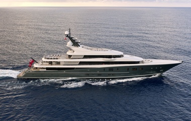Lurssen Phoenix 2