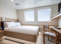 The crew of 20 persons is accommodated in double cabins with single beds and in double rooms with one double bed. They all meet the requirements of the International Labour Organization Convention.