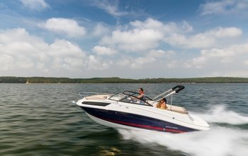 Bayliner VR5