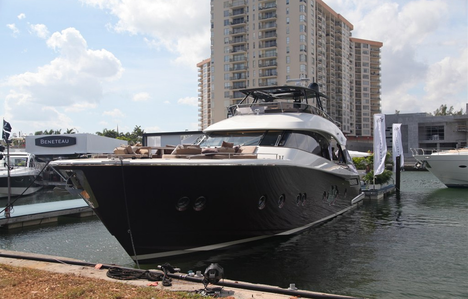MCY (Monte-Carlo Yachts)
