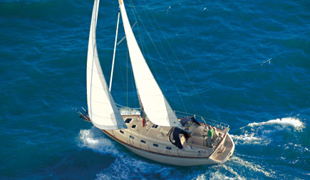 Island Packet Yachts IP370