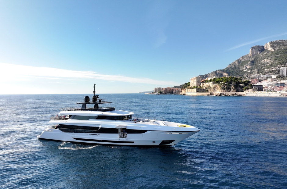 Mangusta Toy