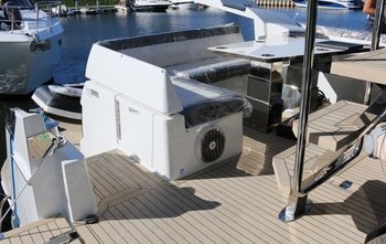 Galeon 650 Skydeck