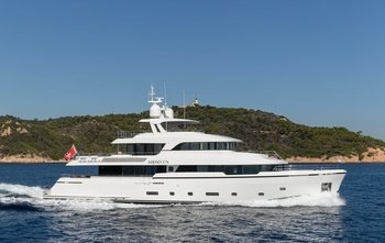 Moonen Martinique (2020)
