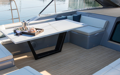 Velvette Cuddy cabin 20 Image / Aluminium