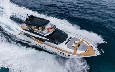 Canados  808 Maximus