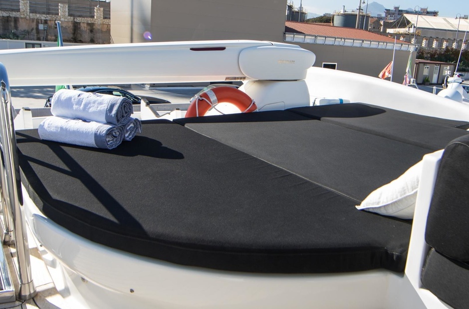 Antago Yachts Seven Stars