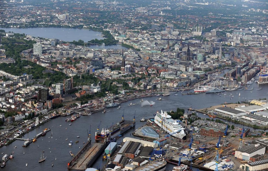 Blohm+Voss Shipyards в Гамбурге