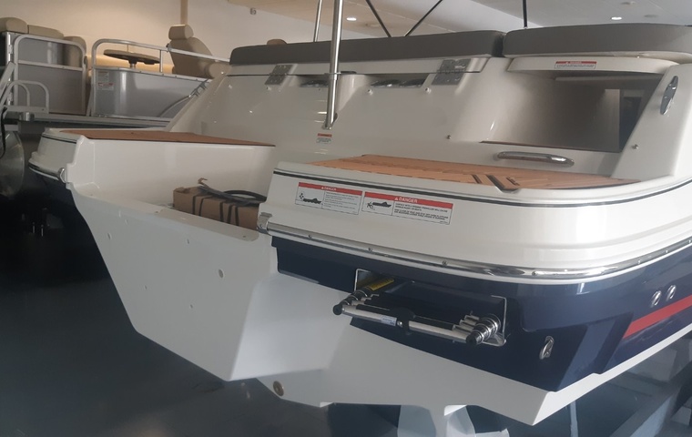 Bayliner VR5 Cuddy Outboard (2021)